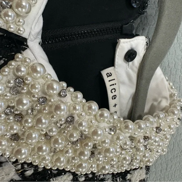 Alice + Olivia Black and White Velia Houndstooth Mini Dress - Picture 11 of 11